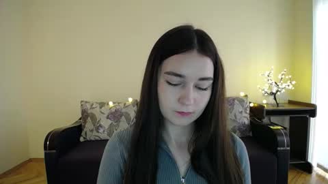 Snapshot of gabby_di chatting on January 31, 2025, 9:27 am Jaklin online show from January 31, 2025, 9:27 am