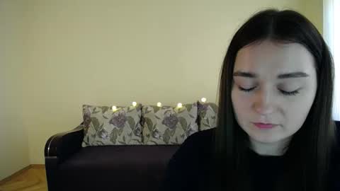 Snapshot of gabby_di chatting on February 1, 2025, 12:05 pm Jaklin online show from February 1, 2025, 12:05 pm