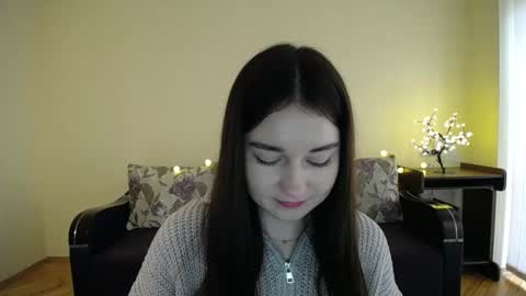 Snapshot of gabby_di chatting on February 3, 2025, 11:42 am Jaklin online show from February 3, 2025, 11:42 am