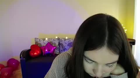 Snapshot of gabby_di chatting on February 10, 2025, 11:57 am Jaklin online show from February 10, 2025, 11:57 am