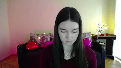 Snapshot of gabby_di chatting on February 24, 2025, 9:10 am Jaklin online show from February 24, 2025, 9:10 am