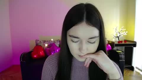 Snapshot of gabby_di chatting on February 26, 2025, 8:59 am Jaklin online show from February 26, 2025, 8:59 am