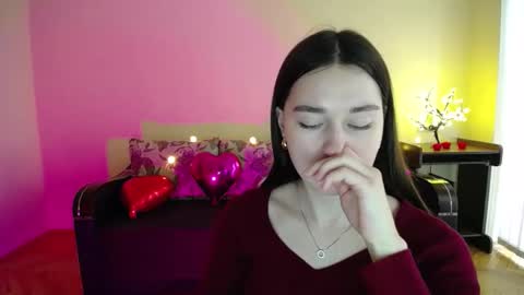 Snapshot of gabby_di chatting on March 1, 2025, 12:01 pm Jaklin online show from March 1, 2025, 12:01 pm