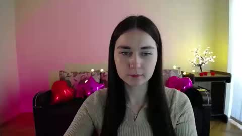 Snapshot of gabby_di chatting on March 10, 2025, 12:37 pm Jaklin online show from March 10, 2025, 12:37 pm