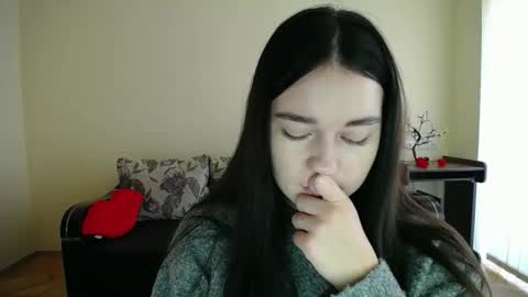 Jaklin online show from November 24, 2025, 9:31 am