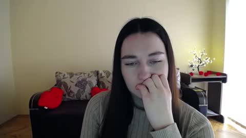 Jaklin online show from April 9, 2026, 7:47 am