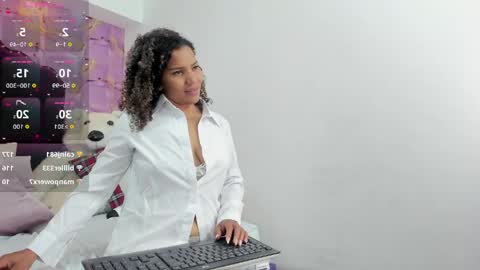 Snapshot of gabby_foox chatting on May 16, 2026, 12:18 am Gaby Fox online show from May 16, 2026, 12:18 am