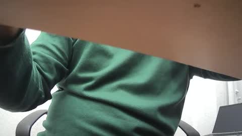 gabriel9_2003 online show from February 2, 2026, 11:42 am