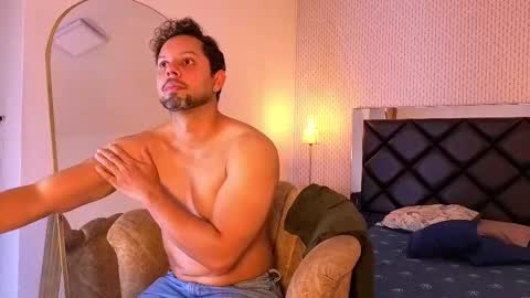 Snapshot of gabriel_51 chatting on December 3, 2025, 8:40 pm GABRIEL online show from December 3, 2025, 8:40 pm