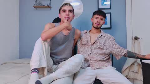 Snapshot of gabriel_and_geronimo chatting on September 16, 2025, 3:40 am gabriel_and_geronimo online show from September 16, 2025, 3:40 am