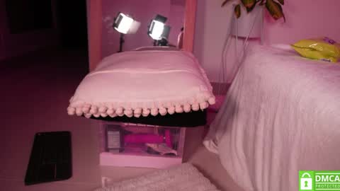 Carolina online show from April 10, 2026, 10:20 am