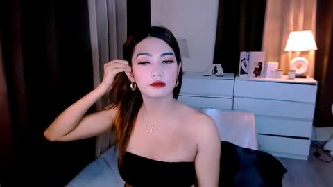 Snapshot of gabriela_deluxe chatting on October 17, 2025, 1:53 am gabriela_deluxe online show from October 17, 2025, 1:53 am
