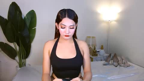 Snapshot of gabriela_deluxe chatting on October 24, 2025, 8:44 am gabriela_deluxe online show from October 24, 2025, 8:44 am