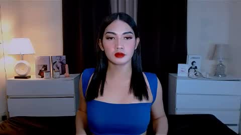 gabriela_deluxe online show from January 9, 2026, 5:59 pm