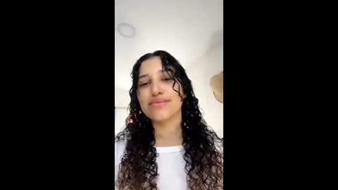Snapshot of gabriela_duarte chatting on May 31, 2026, 9:38 pm Gabi online show from May 31, 2026, 9:38 pm