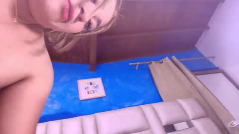 gabriela online show from February 3, 2025, 7:31 pm