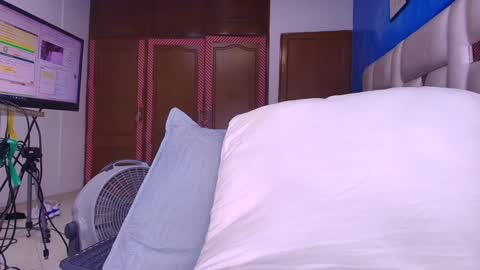 gabriela online show from February 6, 2025, 10:53 pm