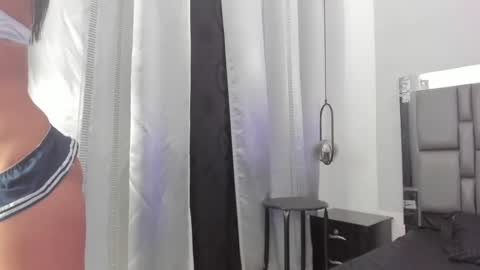 Snapshot of gabriela_lopez1 chatting on January 23, 2025, 4:30 am Gabriela online show from January 23, 2025, 4:30 am