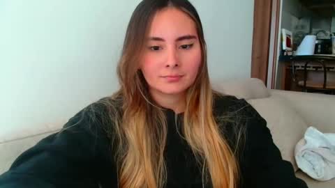 Gabriela Miller online show from October 17, 2025, 6:32 pm