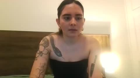 Gabriela Miller online show from April 4, 2026, 2:10 am