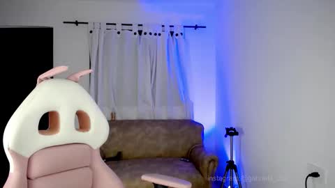 Snapshot of gabriela_r chatting on September 10, 2025, 12:38 pm Gabriela online show from September 10, 2025, 12:38 pm