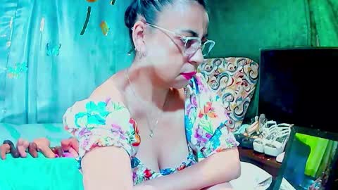 Snapshot of gabriela_sexy chatting on March 17, 2026, 12:41 pm Gabriella Lopez online show from March 17, 2026, 12:41 pm