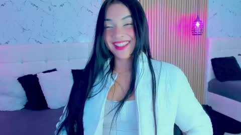 Gabriela Evans MS online show from February 10, 2025, 4:41 am