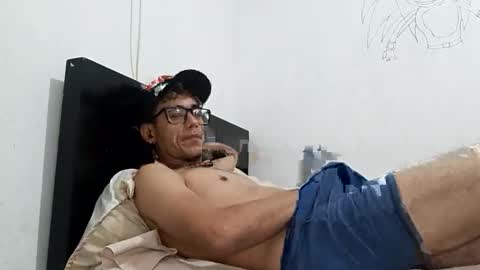 Snapshot of gabrielkhl chatting on March 1, 2025, 6:24 am gabrielkhl online show from March 1, 2025, 6:24 am