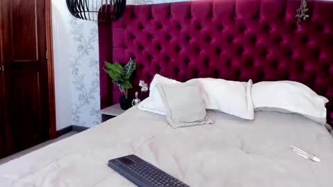 gabriell_ramirez_ online show from January 24, 2025, 6:57 am