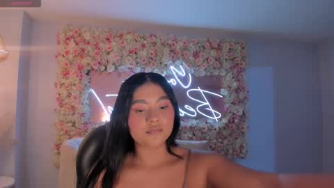 Snapshot of gabriellalee_ chatting on November 19, 2025, 2:33 am Gabriella Lee online show from November 19, 2025, 2:33 am