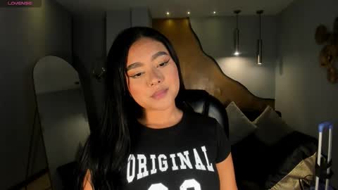 Snapshot of gabriellalee_ chatting on January 7, 2026, 2:58 am Gabriella Lee online show from January 7, 2026, 2:58 am