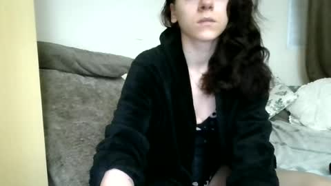 gabriellamanhaes online show from July 3, 2026, 8:21 am