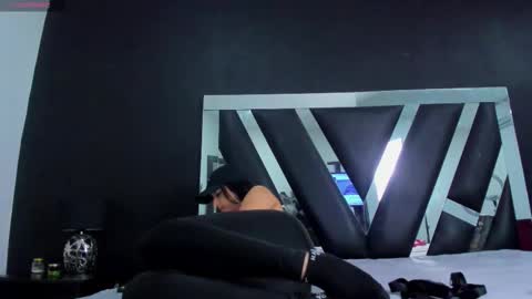 Gabriella Antonella online show from December 20, 2025, 5:53 pm