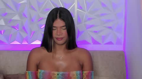 Snapshot of gaby_black_ chatting on October 23, 2025, 9:24 pm Gabriela online show from October 23, 2025, 9:24 pm