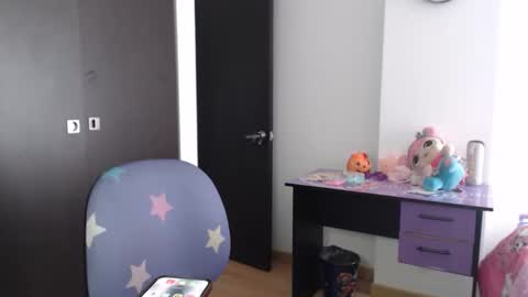 Gaby Blue online show from October 22, 2025, 5:02 pm