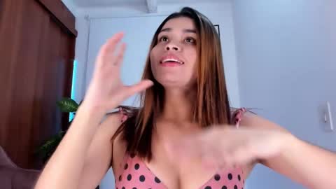 Snapshot of gaby_girl chatting on January 26, 2025, 11:08 pm online show from January 26, 2025, 11:08 pm