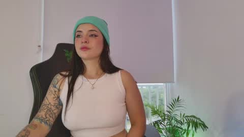 Snapshot of gaby_mason chatting on May 12, 2026, 12:57 pm Gaby online show from May 12, 2026, 12:57 pm