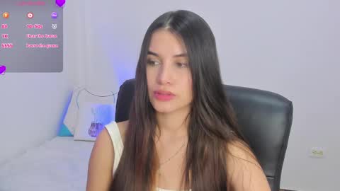 Gabriela online show from September 30, 2025, 8:03 pm