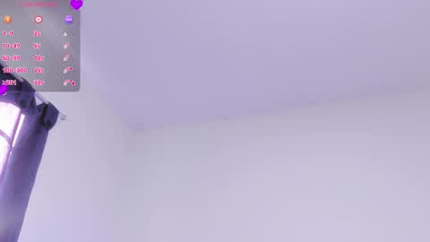 Gabriela online show from October 14, 2025, 9:48 pm