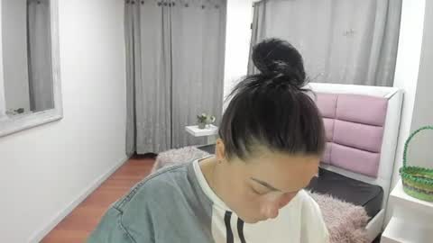 Snapshot of gaby_trent chatting on June 11, 2026, 5:11 pm gabriela online show from June 11, 2026, 5:11 pm