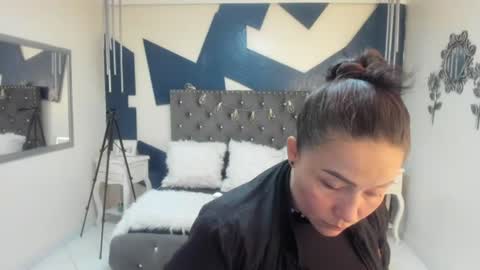 gabriela online show from July 30, 2026, 4:28 pm