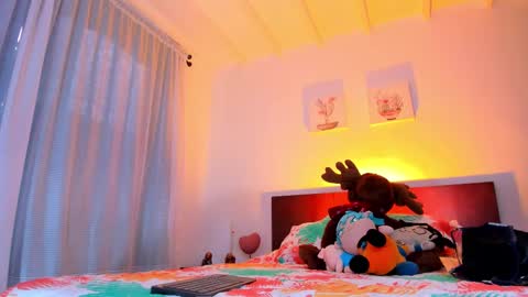 Snapshot of gabybuttler1 chatting on February 21, 2025, 8:05 pm Gabybuttler online show from February 21, 2025, 8:05 pm