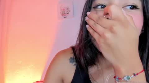 Snapshot of gabybuttler1 chatting on September 17, 2025, 12:01 am Gabybuttler online show from September 17, 2025, 12:01 am