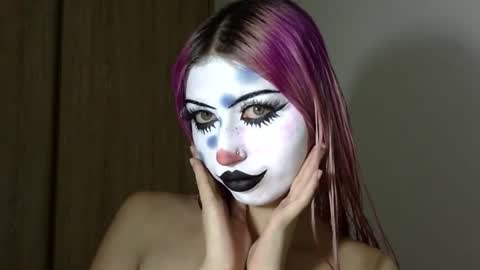 gabygumms online show from November 30, 2025, 7:45 am