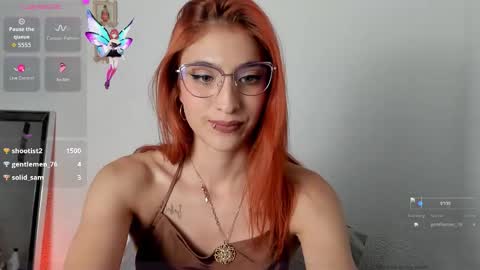 Gaby online show from November 3, 2025, 3:19 am