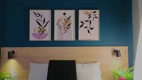 Gaby online show from November 5, 2025, 8:31 pm