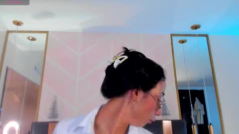 Gaby online show from November 14, 2025, 8:07 pm