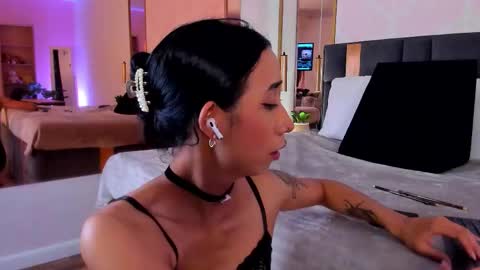 Gaby online show from November 21, 2025, 8:29 pm