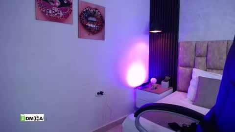 Gaby  online show from September 19, 2025, 8:09 pm