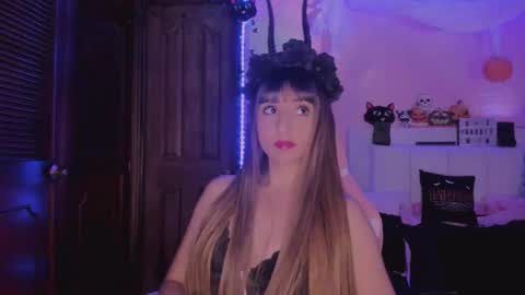 gabyye capprins online show from October 9, 2025, 12:30 am